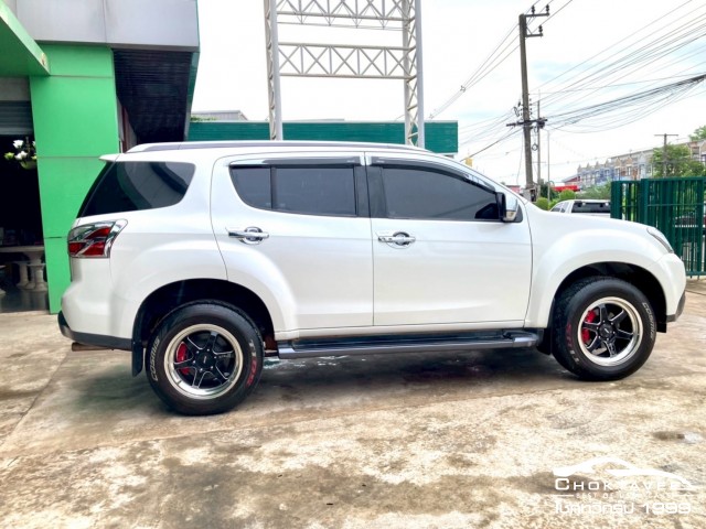Isuzu MU-X 2.5 VGS DVD Navi 2WD