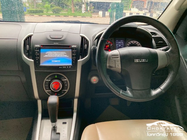 Isuzu MU-X 2.5 VGS DVD Navi 2WD