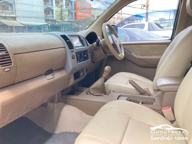 NISSAN NAVARA 4WD