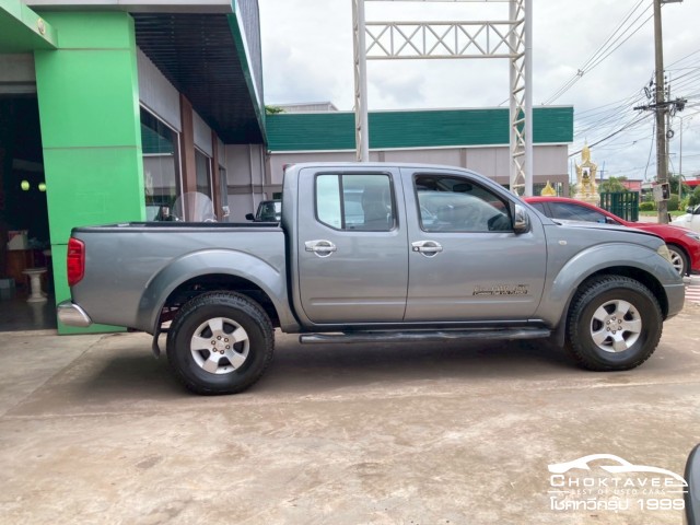 NISSAN NAVARA 4WD