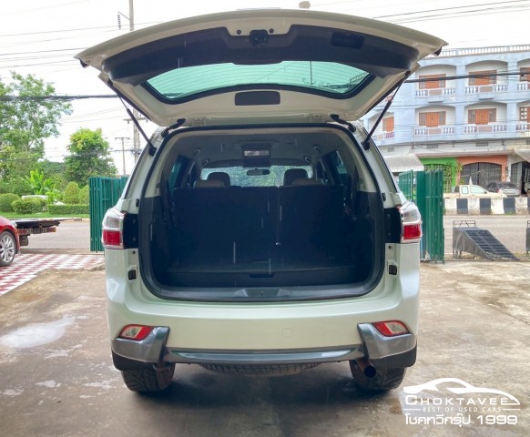 Isuzu MU-X 2.5 VGS DVD Navi 2WD