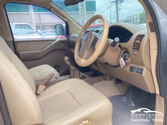 NISSAN NAVARA 4WD