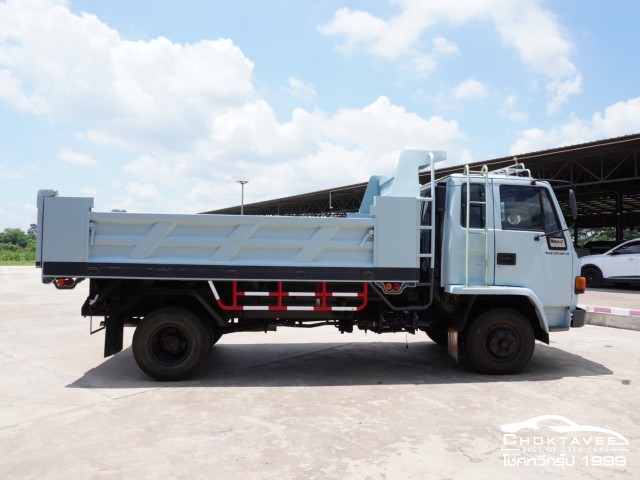 อีซูซุล็อกกี์ 6ล้อ 175 แรงม้า