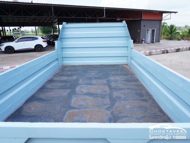 อีซูซุล็อกกี์ 6ล้อ 175 แรงม้า