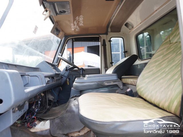 NISSAN UD 10ล้อ ดั้มพ์