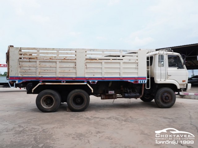 NISSAN UD 10ล้อ ดั้มพ์