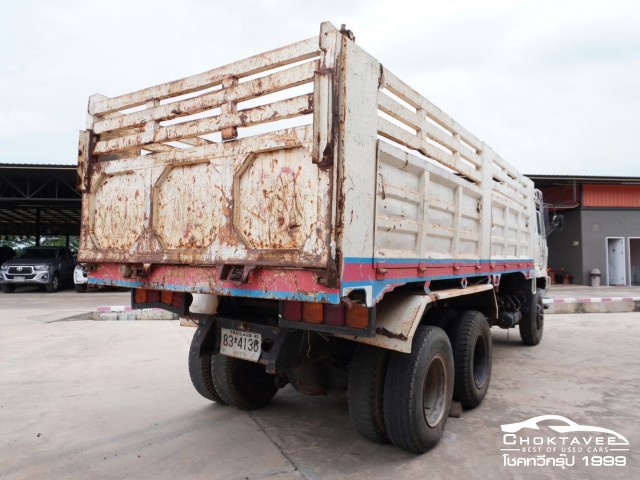 NISSAN UD 10ล้อ ดั้มพ์