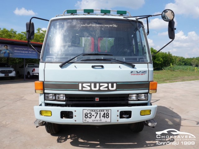 อีซูซุล็อกกี้ 6ล้อ 195 แรงม้า ยาว7เมตร ติดเคน