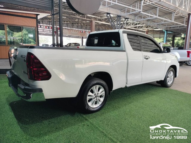 Toyota Hilux Revo Smart Cab 2.4 E